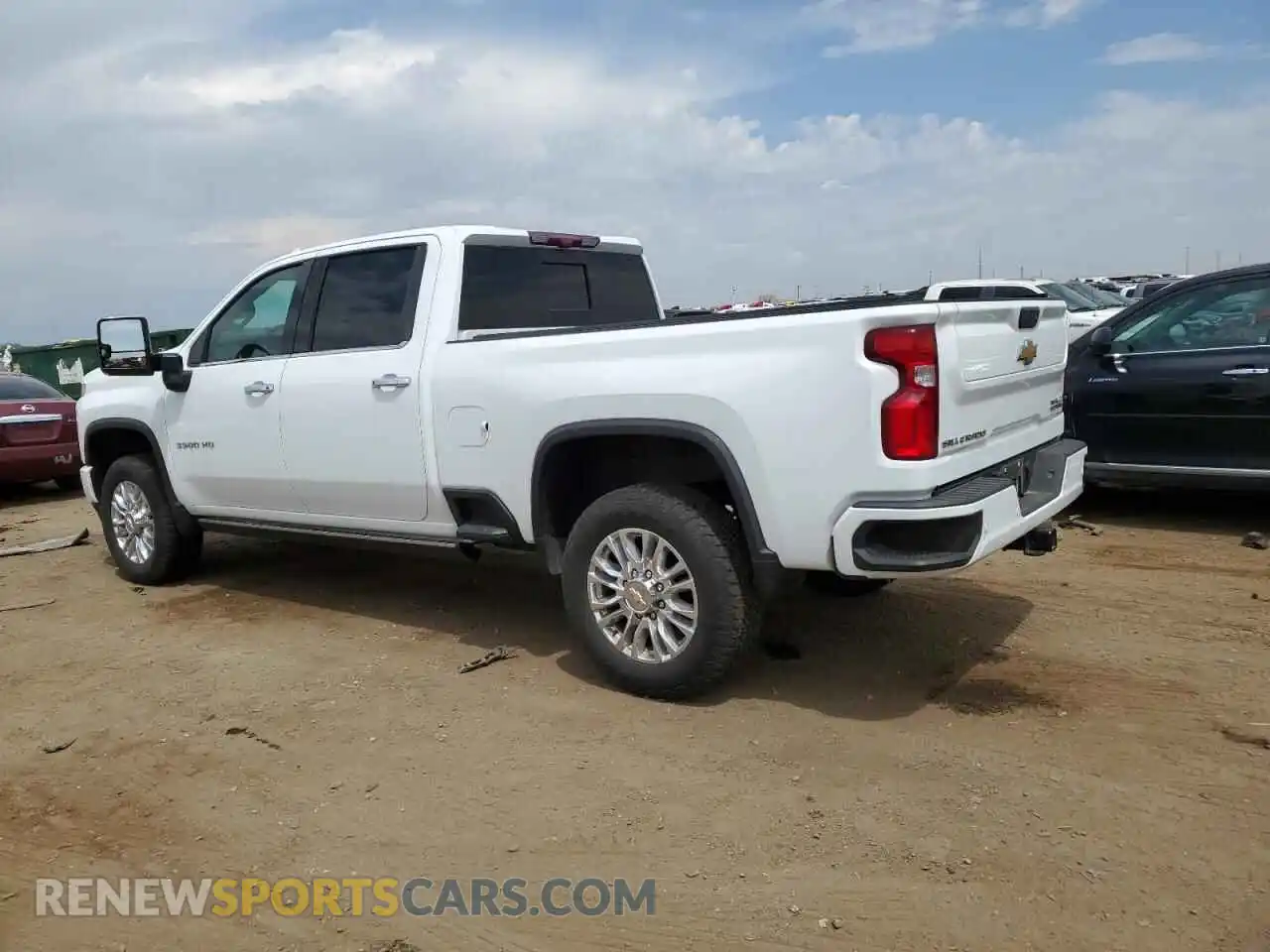 2 fotografías del automóvil dañado 1GC4YVEY5NF260209 CHEVROLET ALL Models 2022