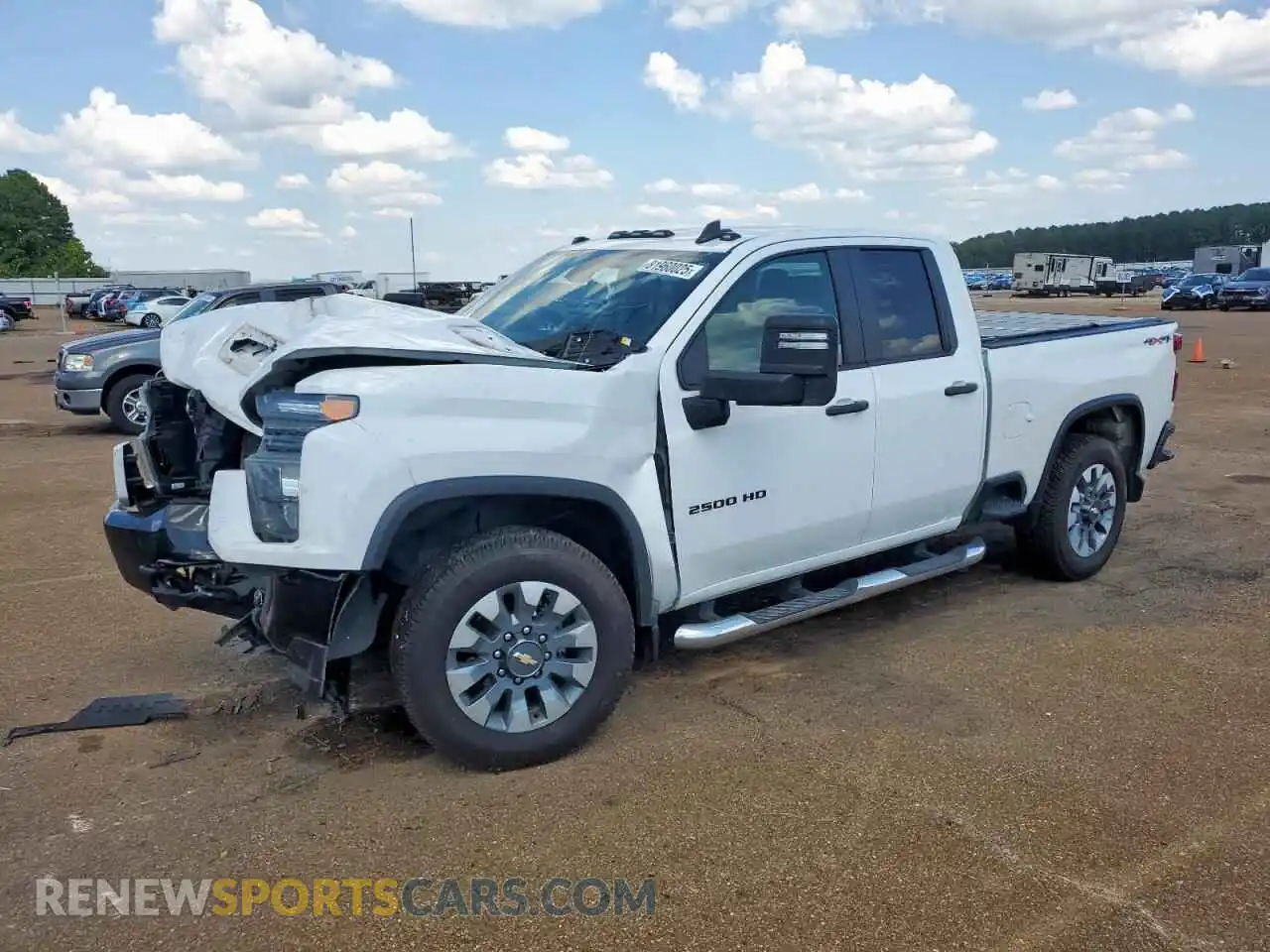 1 Photograph of a damaged car 1GC5YME78NF221796 CHEVROLET ALL Models 2022