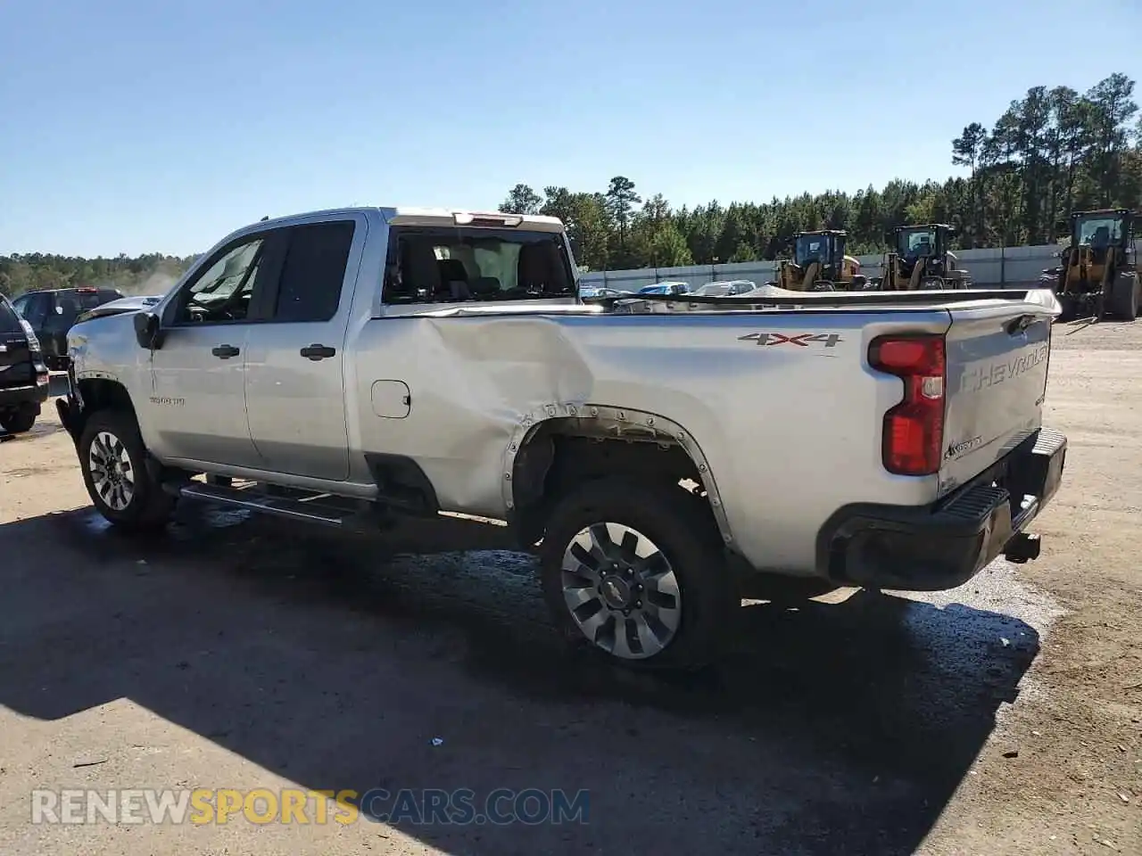 2 Фотография поврежденного автомобиля 1GC5YMEY8NF311748 CHEVROLET ALL Models 2022