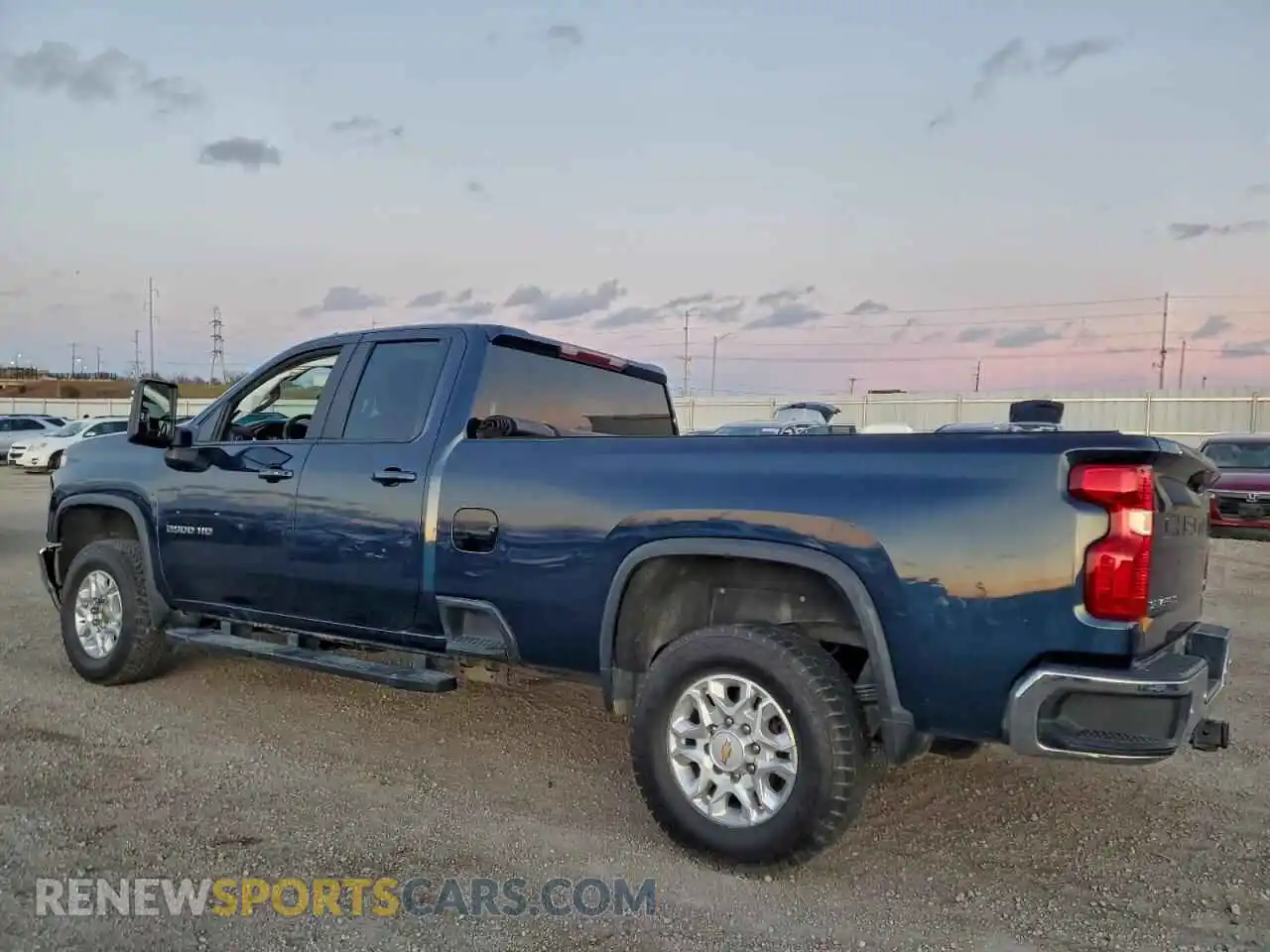 2 Photograph of a damaged car 1GC5YNE78NF135720 CHEVROLET ALL Models 2022