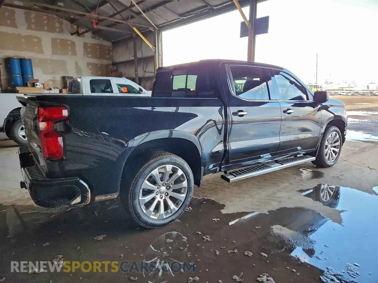 3 Фотография поврежденного автомобиля 1GCUYHED0NZ110697 CHEVROLET ALL Models 2022