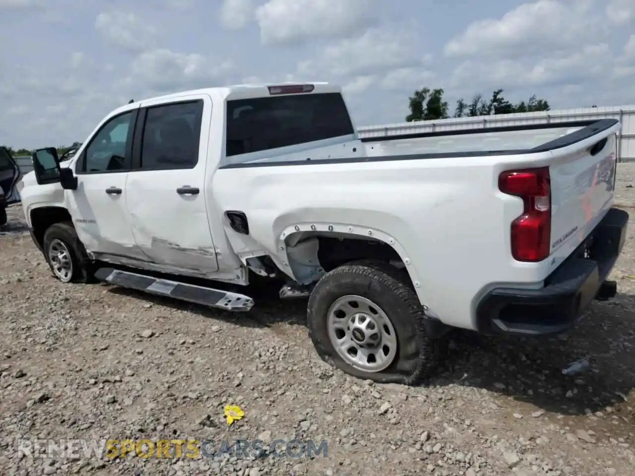 2 Photograph of a damaged car 2GC4WLE78N1228119 CHEVROLET ALL Models 2022