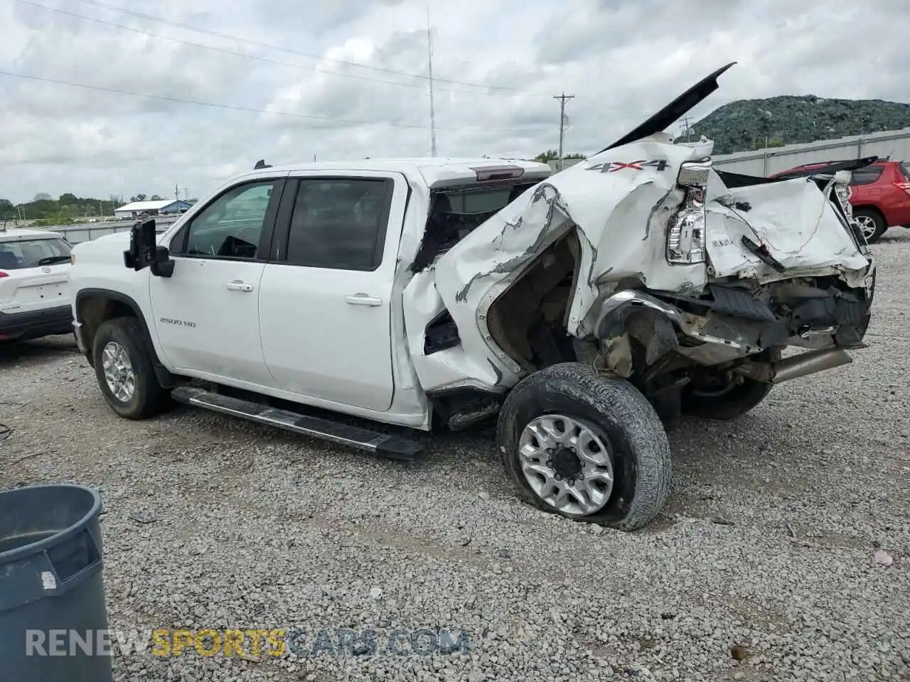 2 fotografías del automóvil dañado 2GC4YNEY4N1206374 CHEVROLET ALL Models 2022