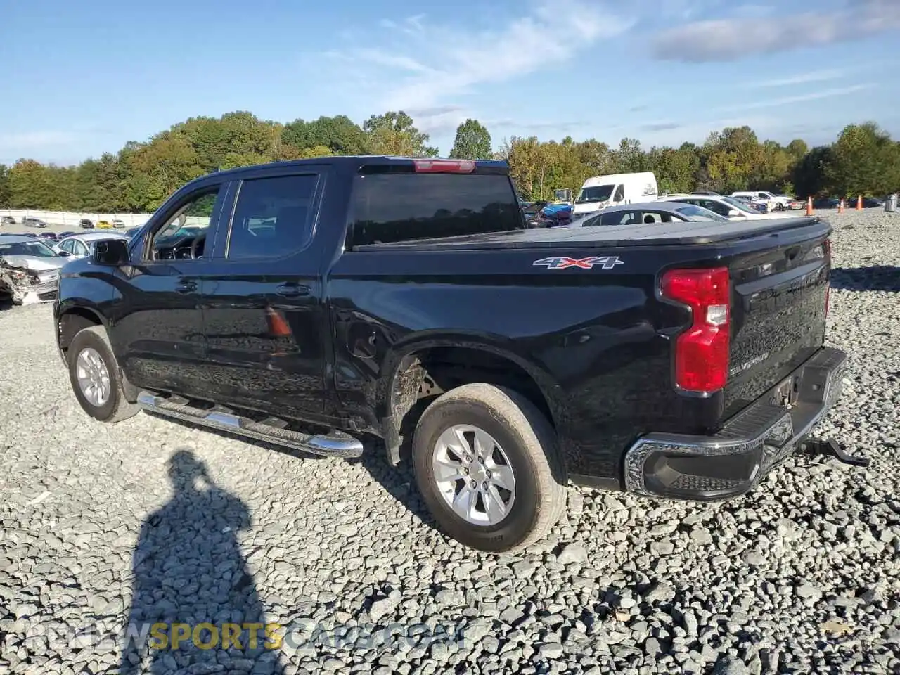 2 Photograph of a damaged car 2GCUDDED5N1520926 CHEVROLET ALL Models 2022