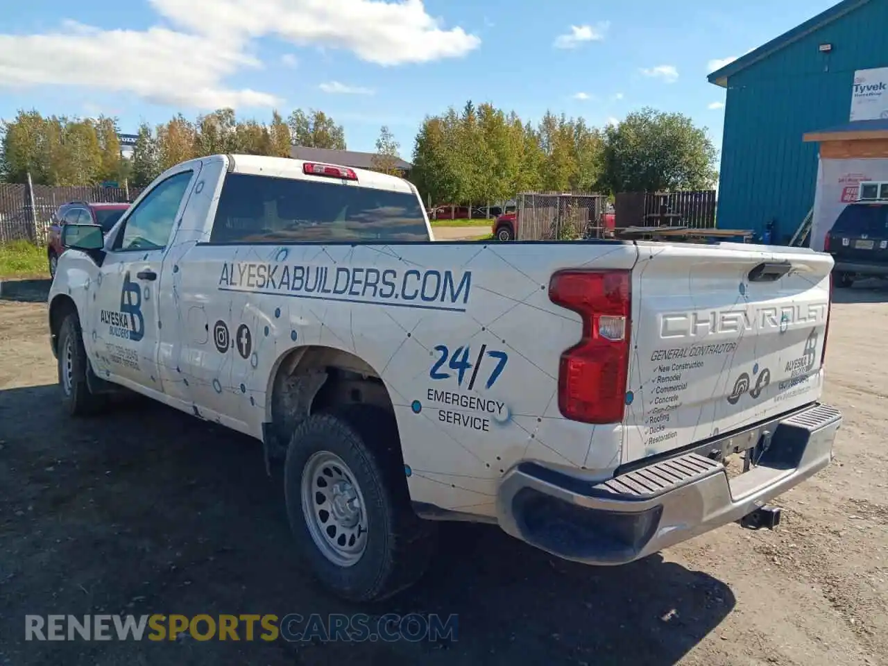 2 Photograph of a damaged car 3GCNDAEK3NG614196 CHEVROLET ALL Models 2022