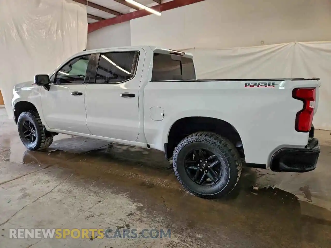 2 Фотография поврежденного автомобиля 3GCUDFED1NG523485 CHEVROLET ALL Models 2022