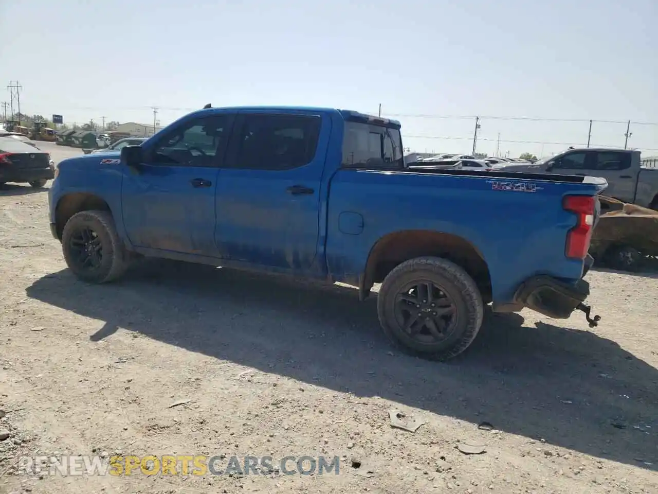2 Photograph of a damaged car 3GCUDFED1NG614692 CHEVROLET ALL Models 2022