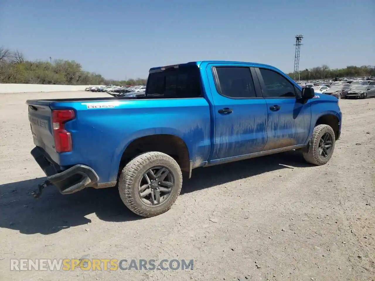 3 Photograph of a damaged car 3GCUDFED1NG614692 CHEVROLET ALL Models 2022