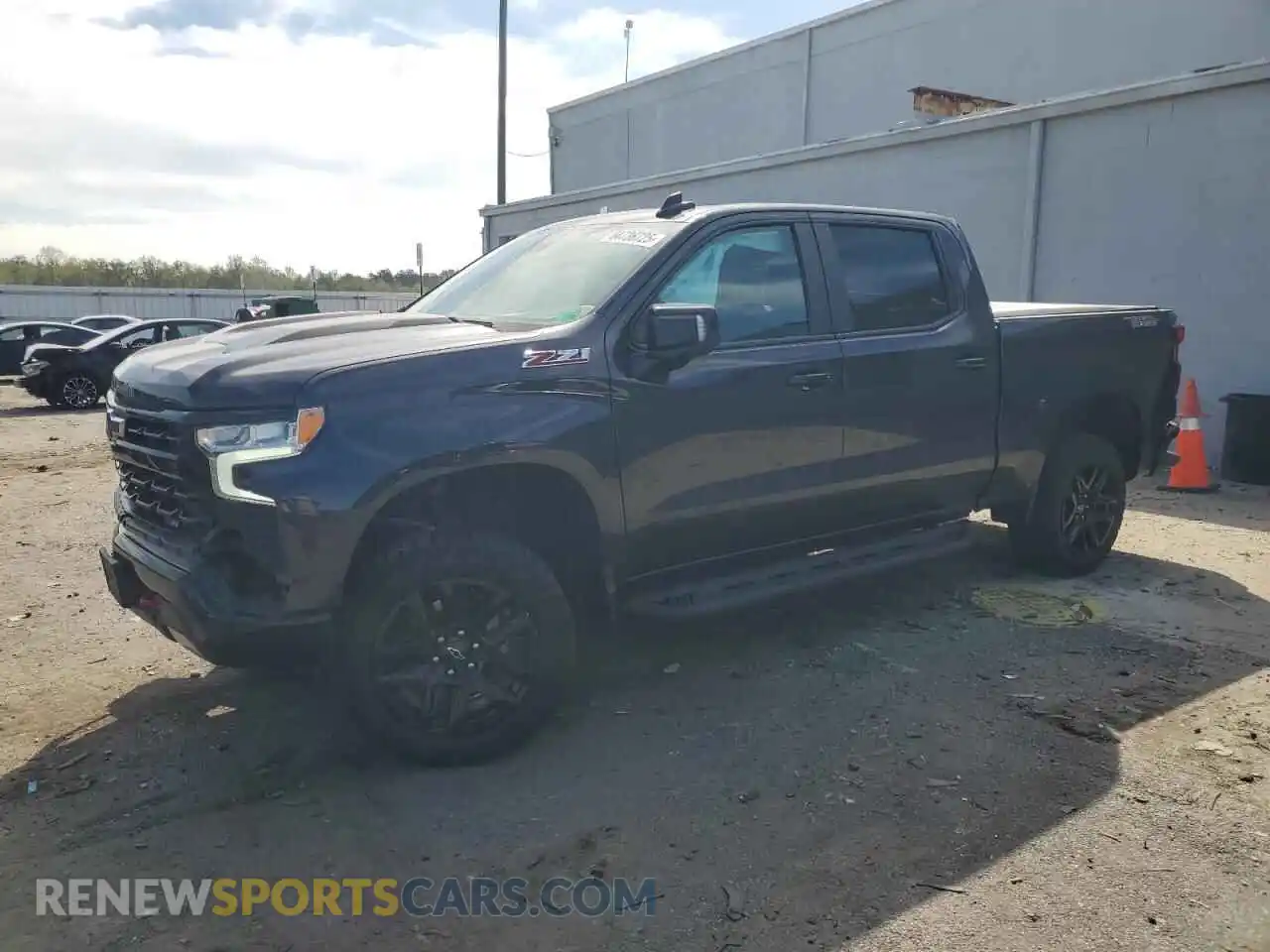 1 Photograph of a damaged car 3GCUDFEDXNG567226 CHEVROLET ALL Models 2022