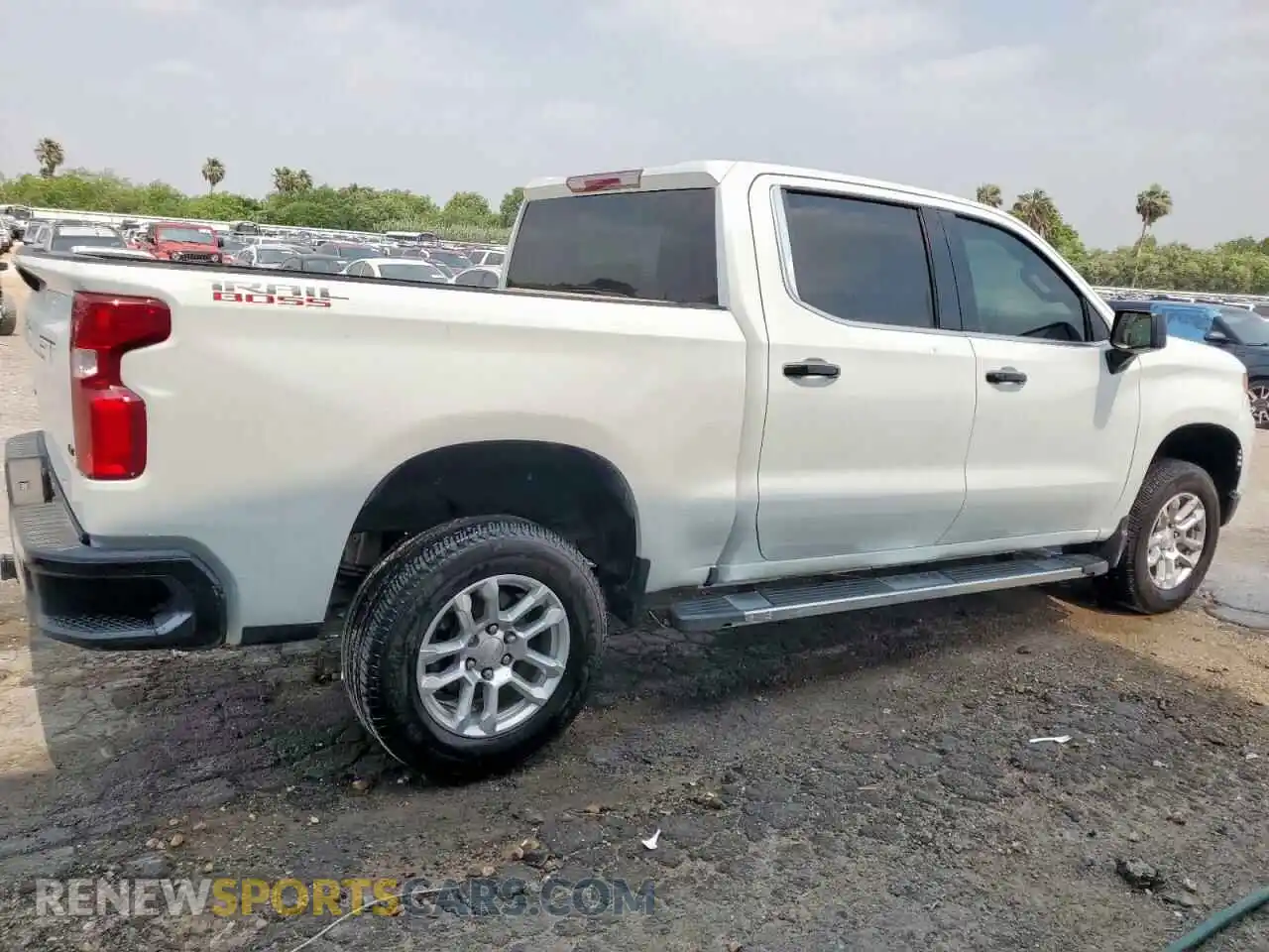 3 Photograph of a damaged car 3GCUDFELXNG514100 CHEVROLET ALL Models 2022