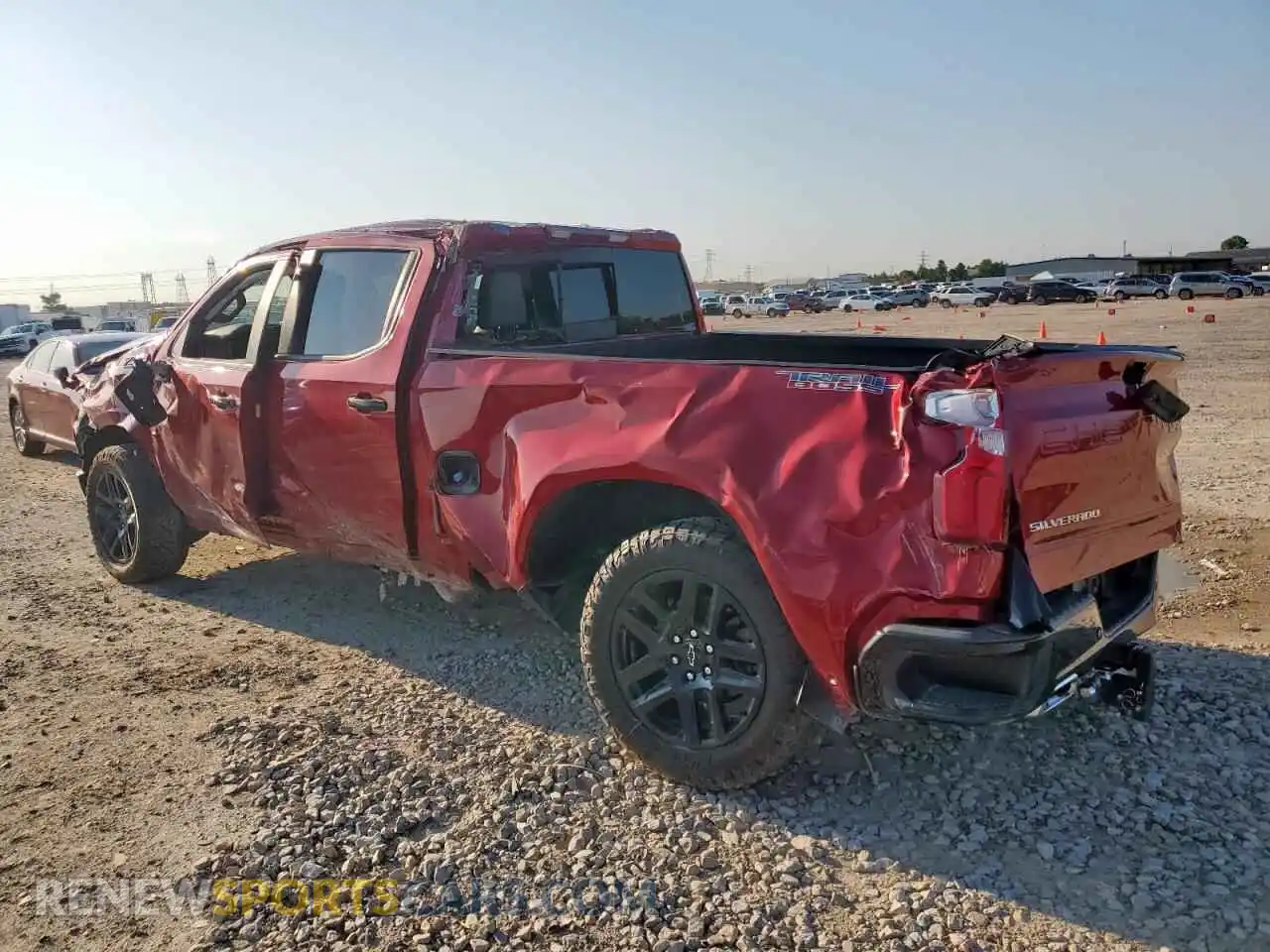 2 Photograph of a damaged car 3GCUDFET5NG553063 CHEVROLET ALL Models 2022