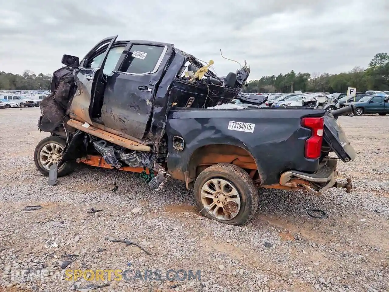 2 Photograph of a damaged car 3GCUDGET3NG676754 CHEVROLET ALL Models 2022
