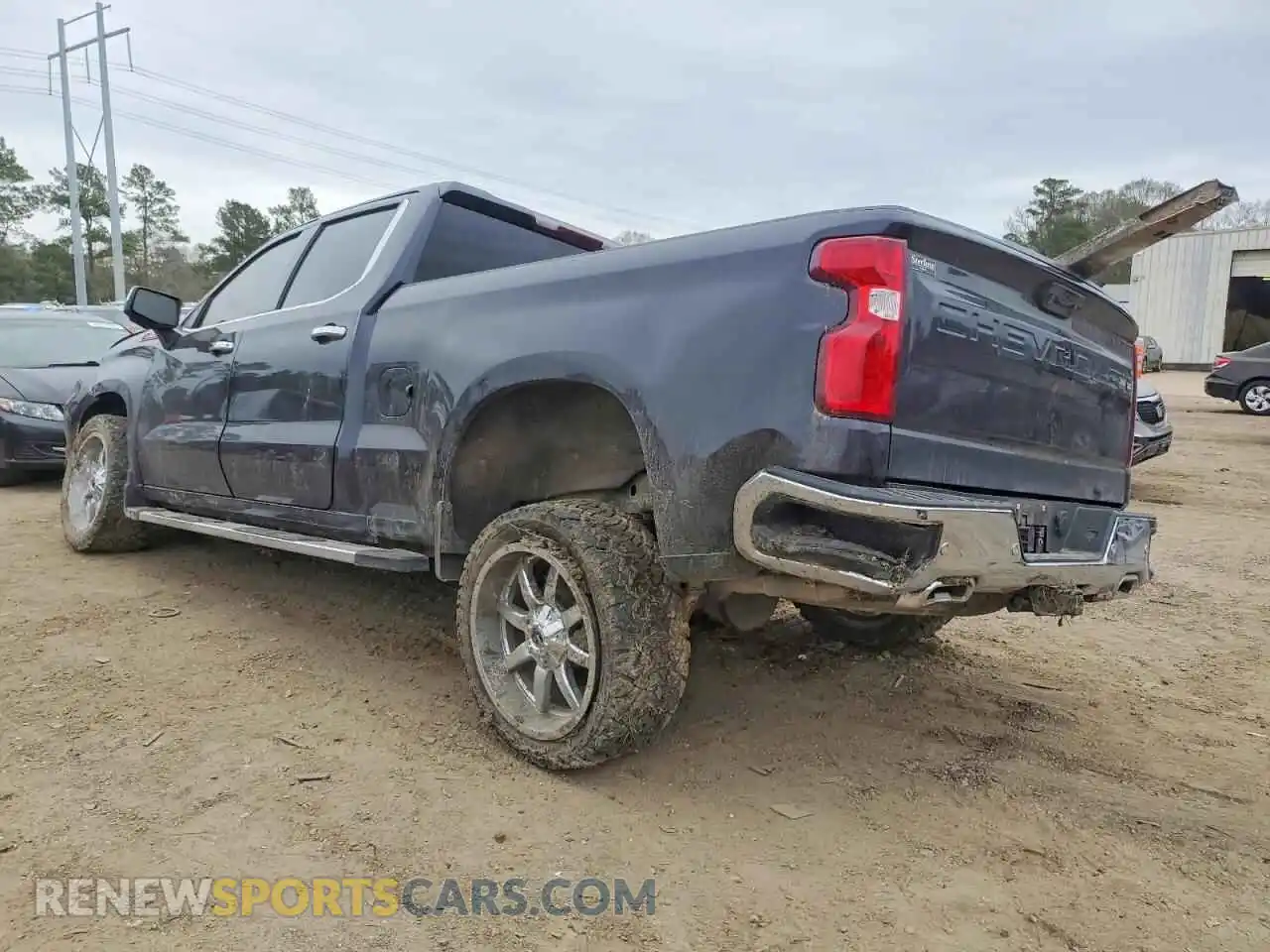 2 Photograph of a damaged car 3GCUDGET8NG659464 CHEVROLET ALL Models 2022