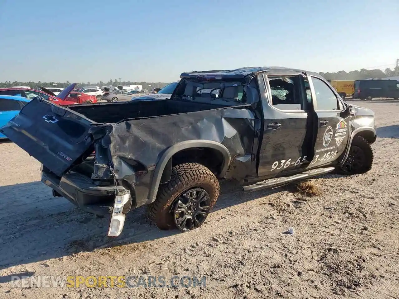 3 Photograph of a damaged car 3GCUDHEL6NG656651 CHEVROLET ALL Models 2022
