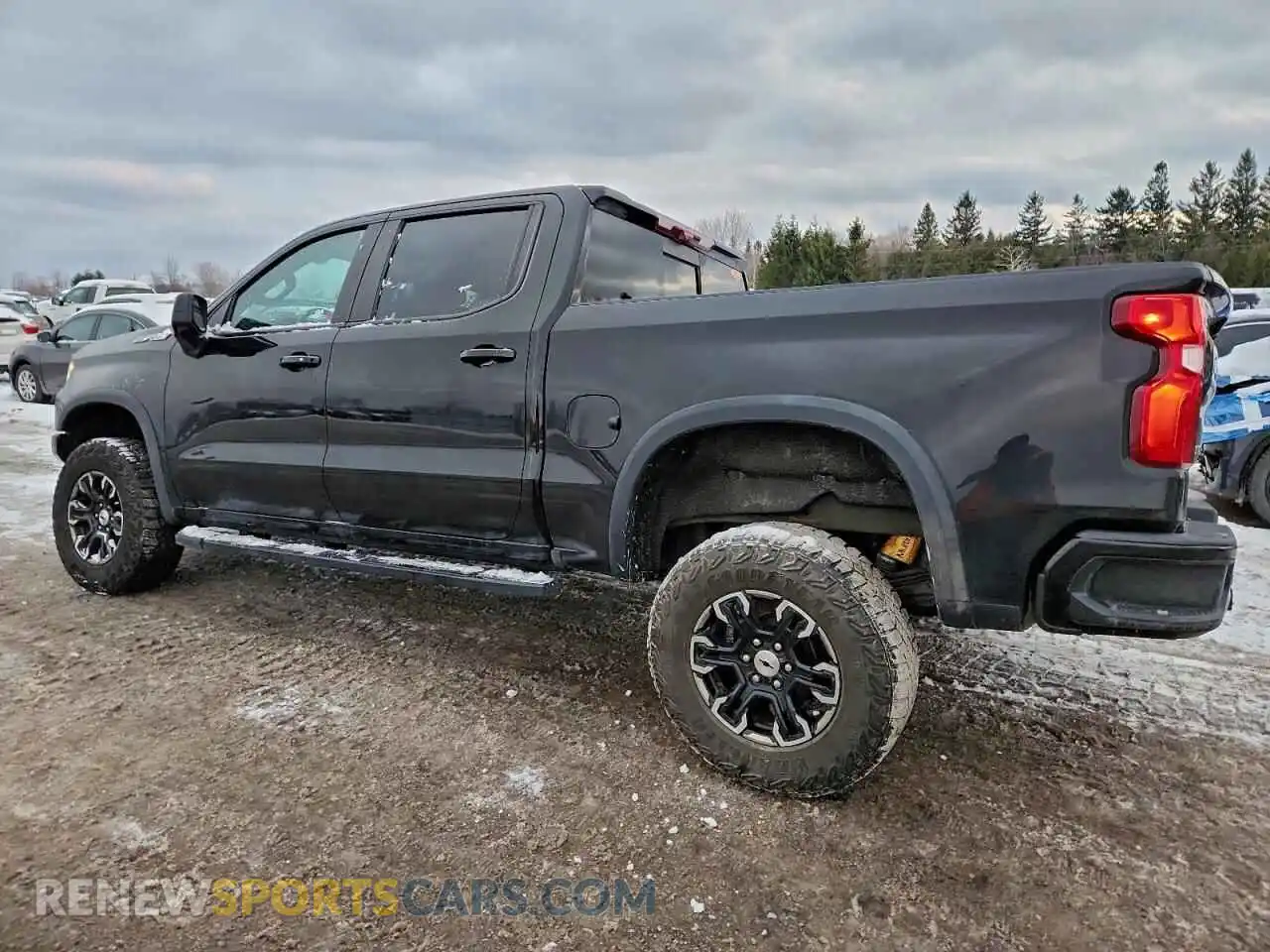 2 Фотография поврежденного автомобиля 3GCUDHEL9NG663044 CHEVROLET ALL Models 2022