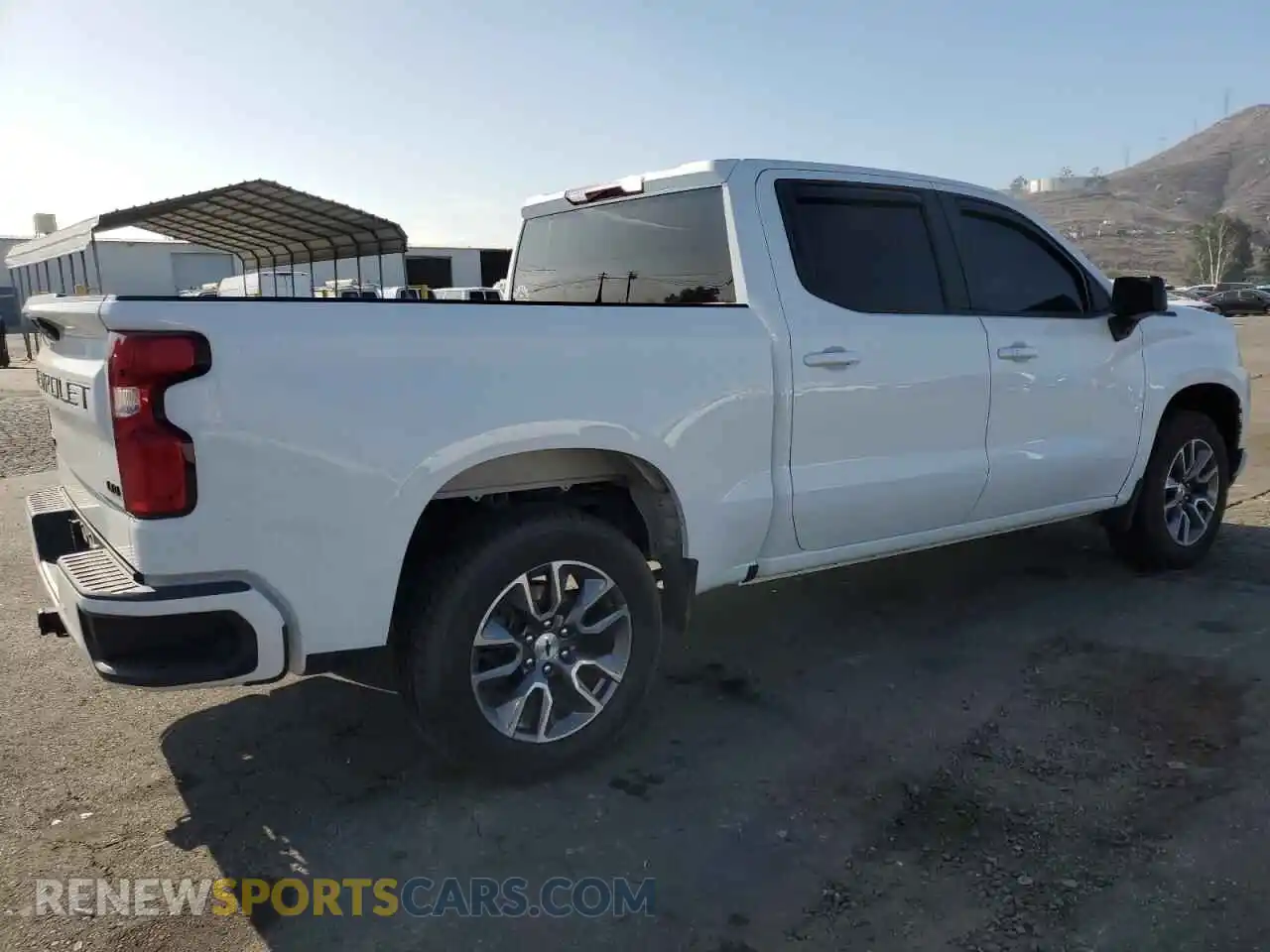 3 Фотография поврежденного автомобиля 3GCUYEEL2NG208491 CHEVROLET ALL Models 2022