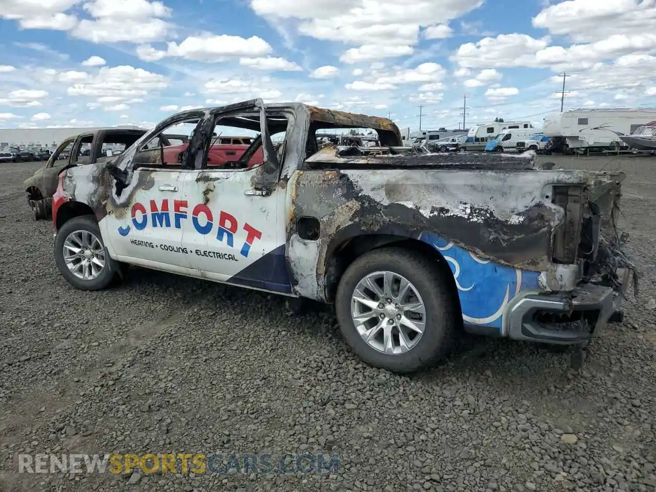 2 Photograph of a damaged car 3GCUYGED8NG152139 CHEVROLET ALL Models 2022