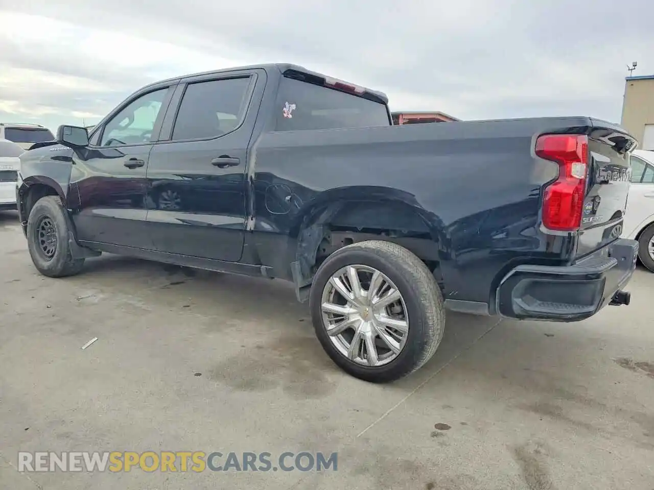 2 fotografías del automóvil dañado 1GCPABEK0PZ274404 CHEVROLET ALL Models 2023