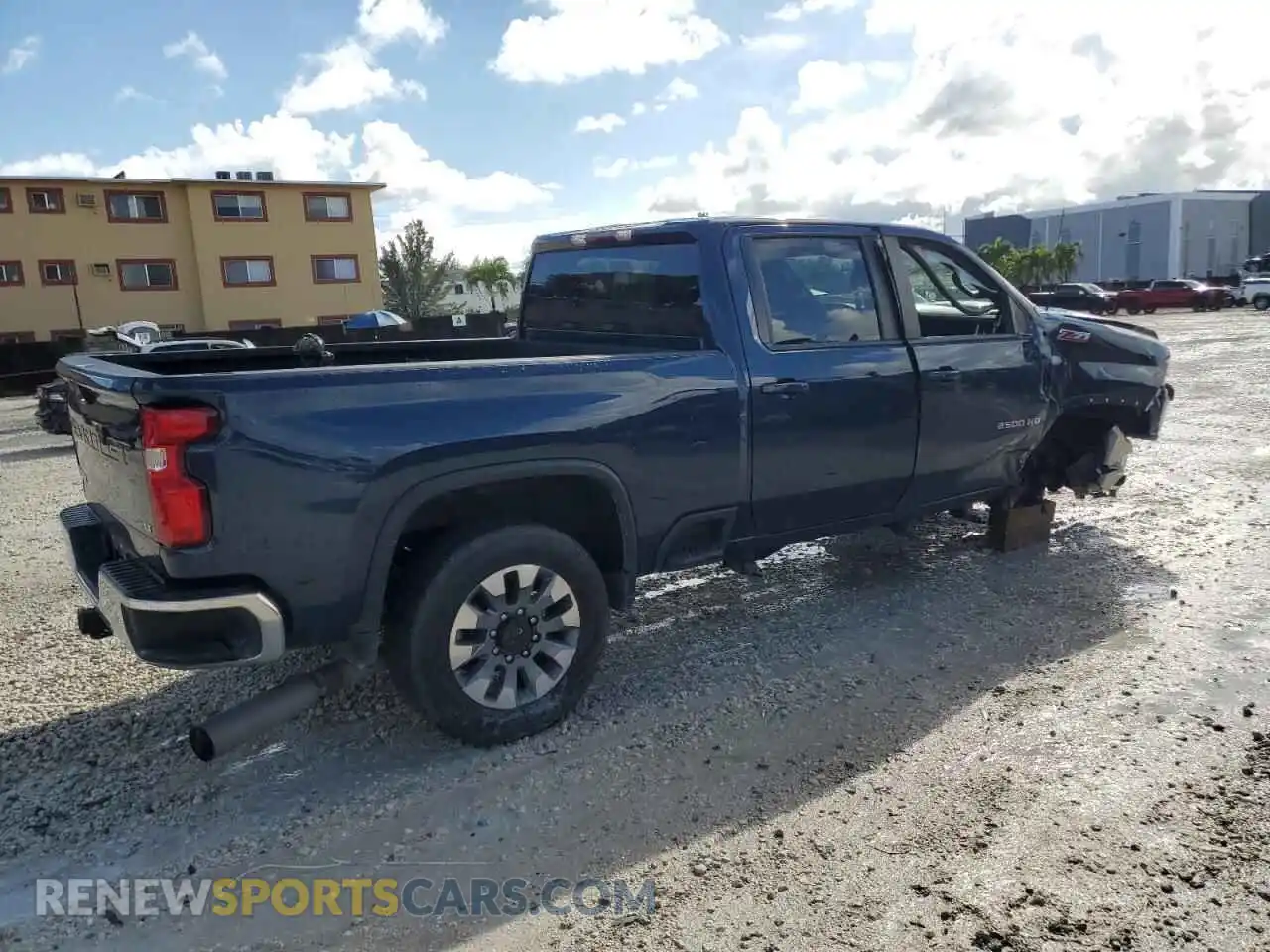 3 Фотография поврежденного автомобиля 2GC4YNEY1P1705765 CHEVROLET ALL Models 2023