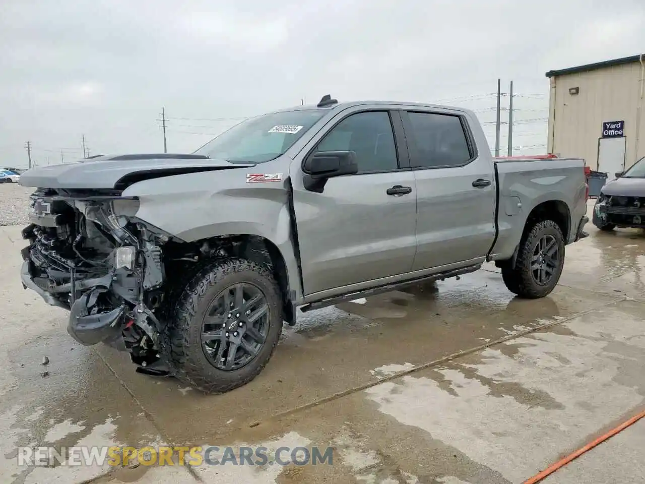1 Photograph of a damaged car 3GCUDFED9PG352939 CHEVROLET ALL Models 2023
