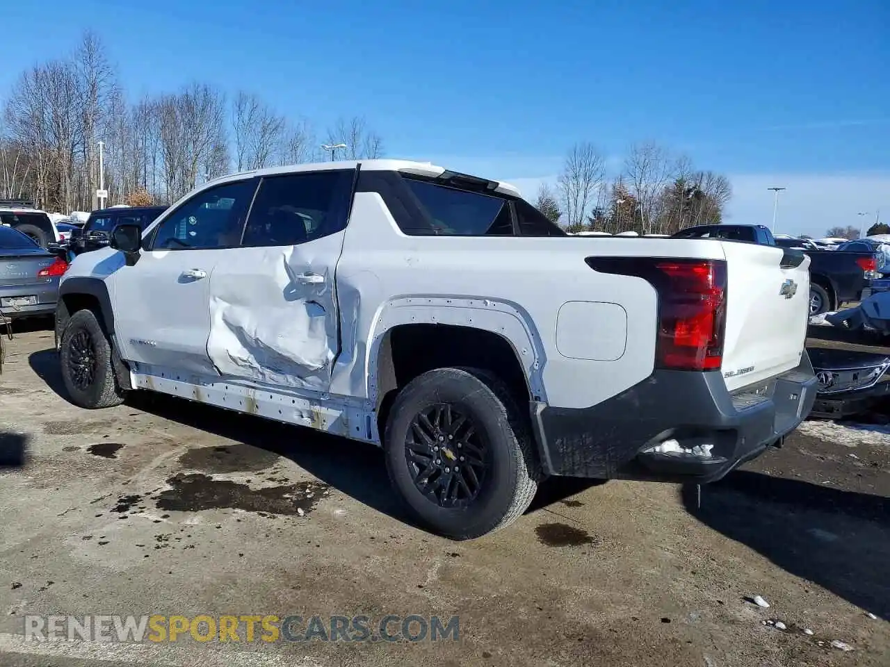 2 Photograph of a damaged car 1GC10UED8RU203909 CHEVROLET ALL Models 2024