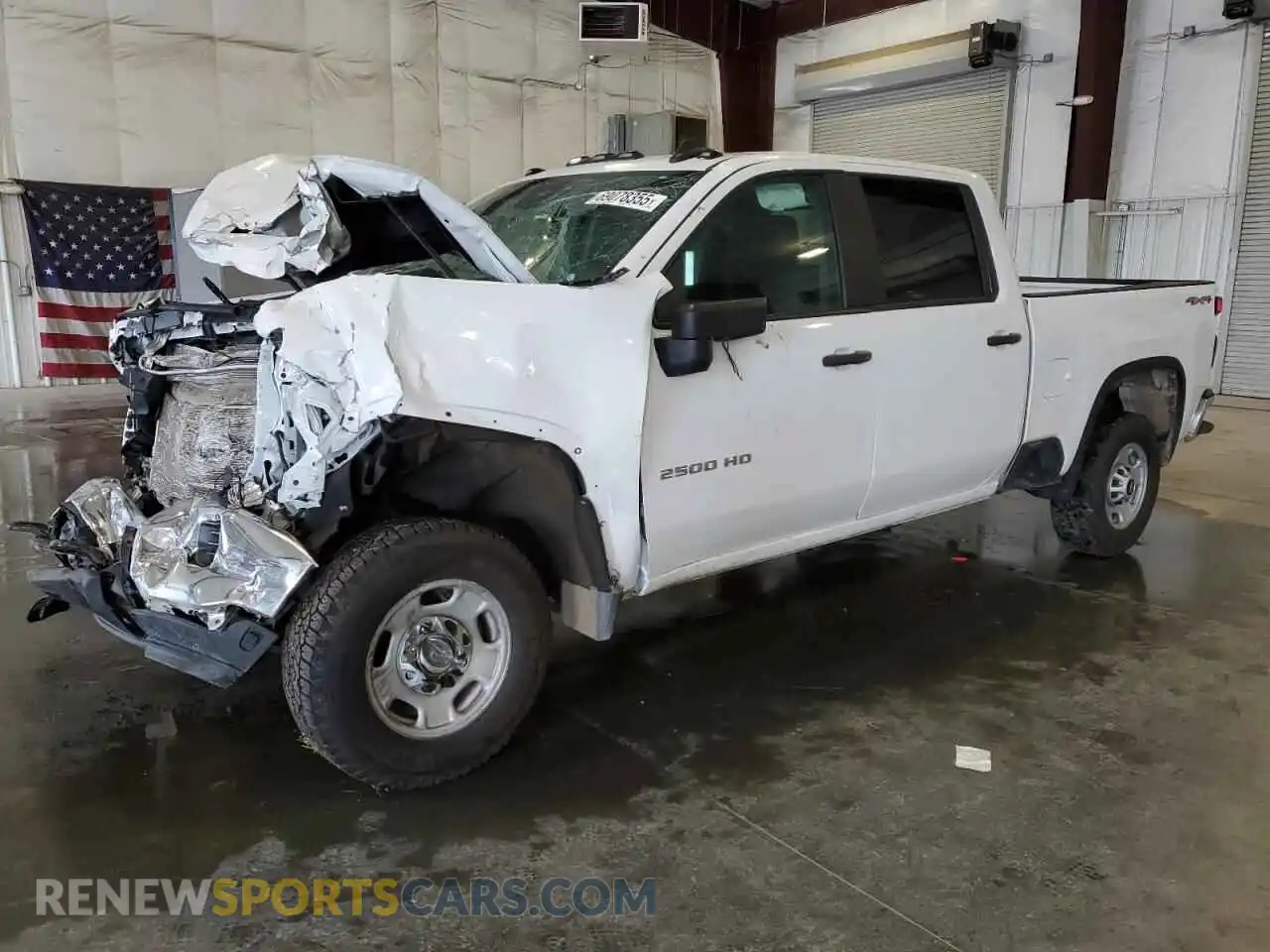 1 Photograph of a damaged car 2GC4YLE76R1178112 CHEVROLET ALL Models 2024