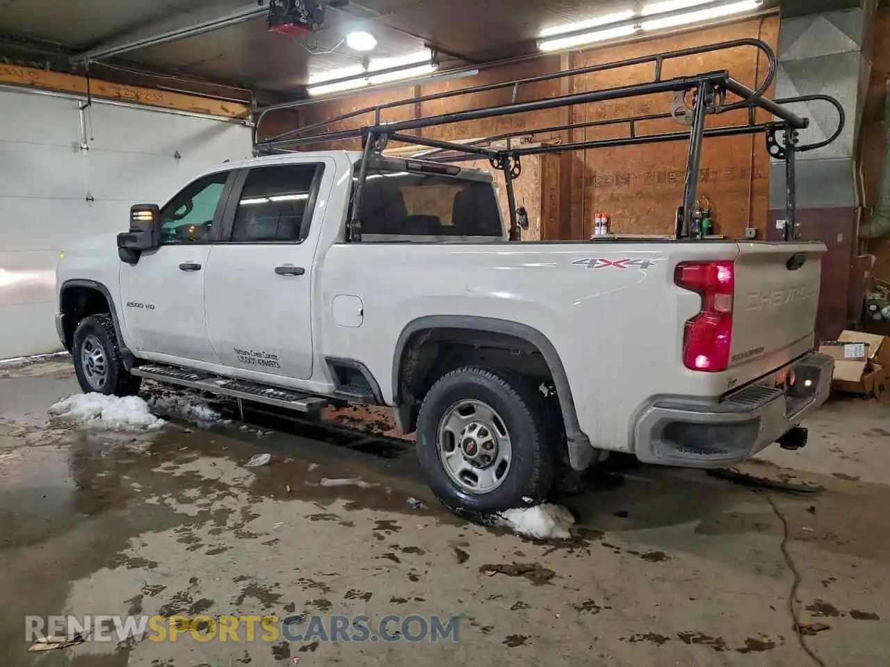 2 Фотография поврежденного автомобиля 2GC4YLEY8R1168853 CHEVROLET ALL Models 2024