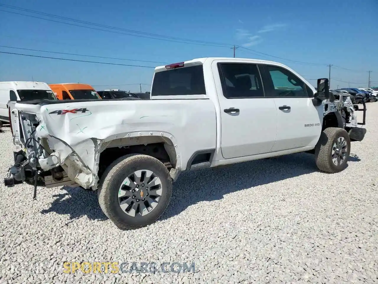 3 fotografías del automóvil dañado 2GC4YME72R1227313 CHEVROLET ALL Models 2024