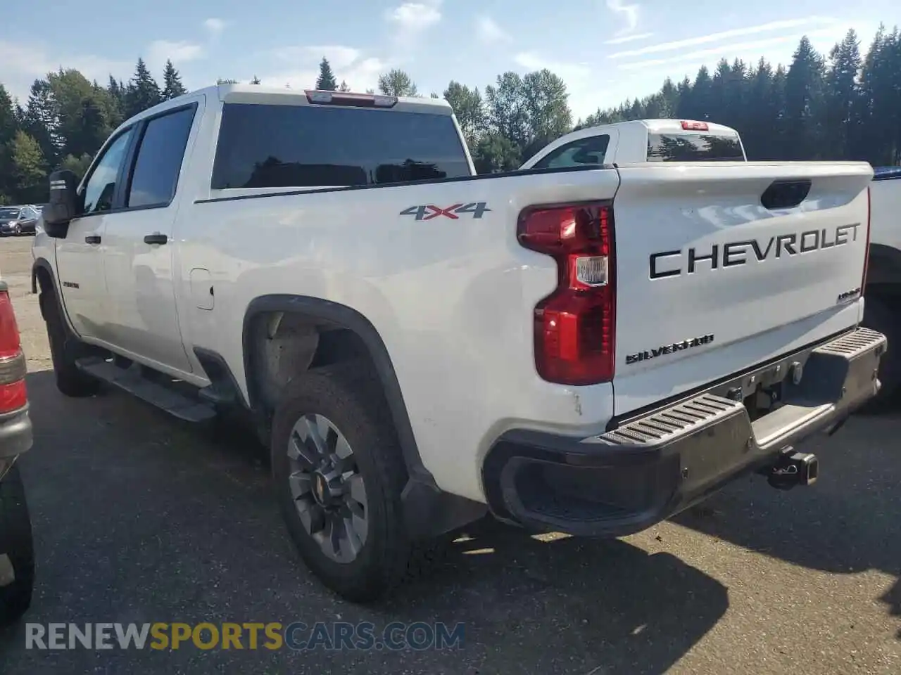 2 Фотография поврежденного автомобиля 2GC4YME73R1116141 CHEVROLET ALL Models 2024