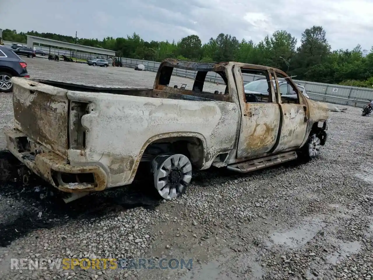 3 Photograph of a damaged car 2GC4YME79R1160760 CHEVROLET ALL Models 2024