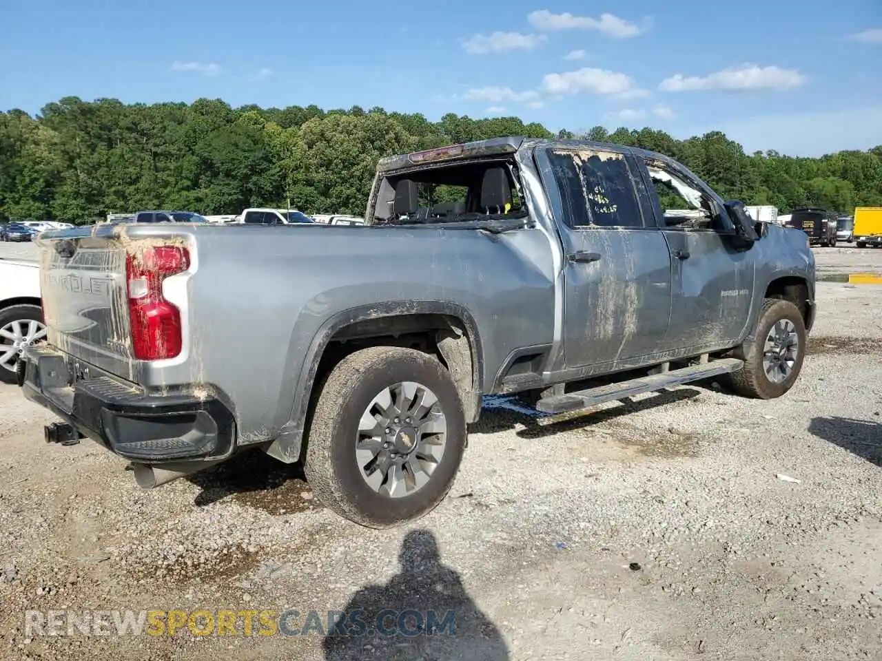 3 Photograph of a damaged car 2GC4YMEY5R1248830 CHEVROLET ALL Models 2024