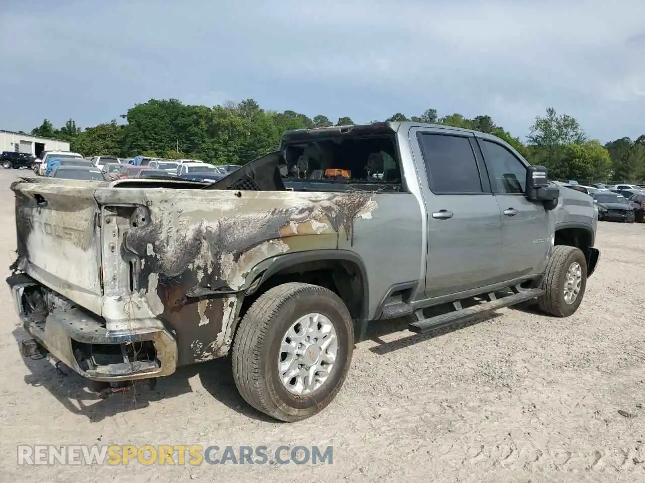 3 Photograph of a damaged car 2GC4YNEY3R1236956 CHEVROLET ALL Models 2024