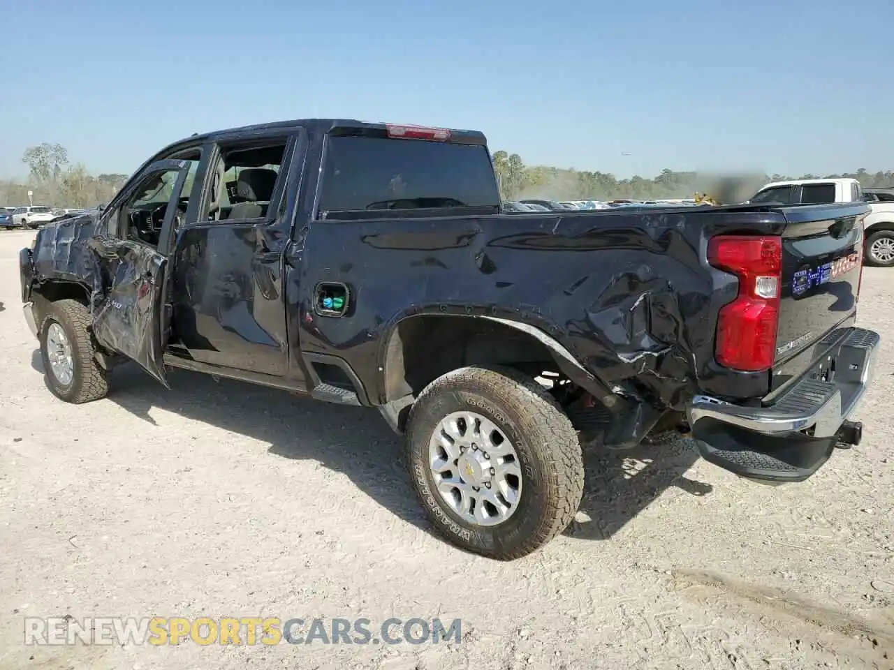 2 Photograph of a damaged car 2GC4YNEY9R1133718 CHEVROLET ALL Models 2024