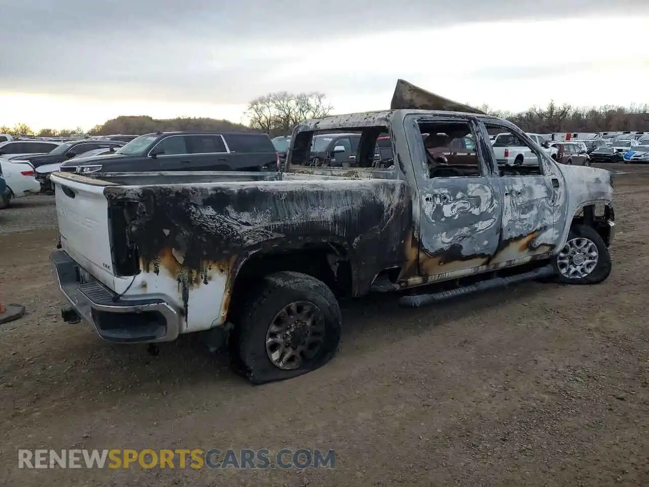 3 Photograph of a damaged car 2GC4YPE7XR1102688 CHEVROLET ALL Models 2024