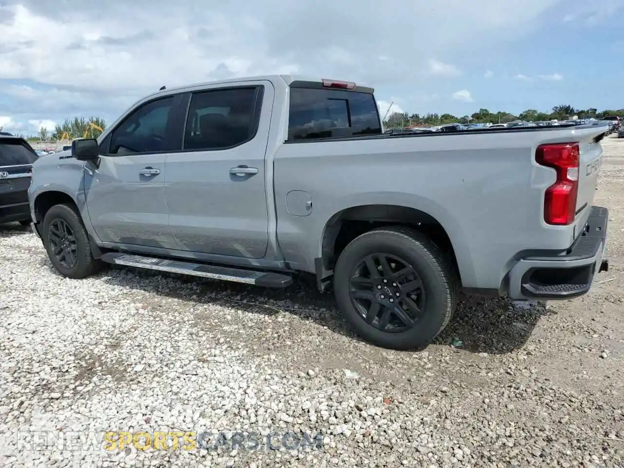 2 Фотография поврежденного автомобиля 2GCPADED9R1249333 CHEVROLET ALL Models 2024