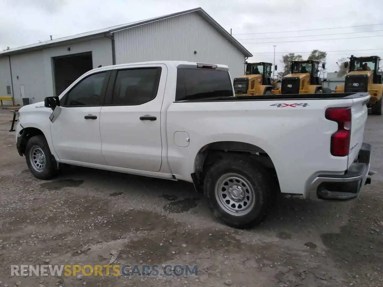 2 Фотография поврежденного автомобиля 2GCUDAED1R1136744 CHEVROLET All Models 2024