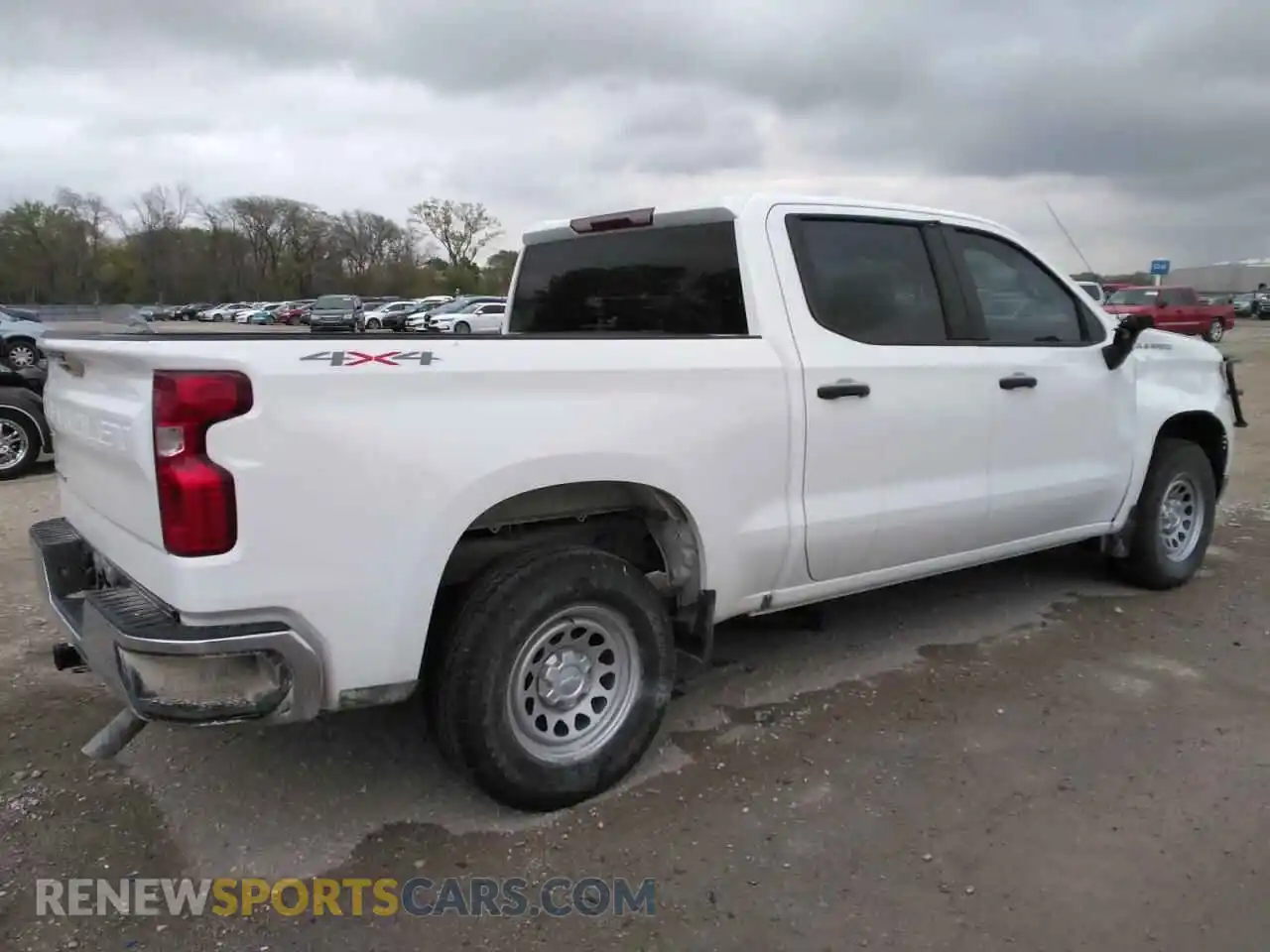 3 Фотография поврежденного автомобиля 2GCUDAED1R1136744 CHEVROLET All Models 2024