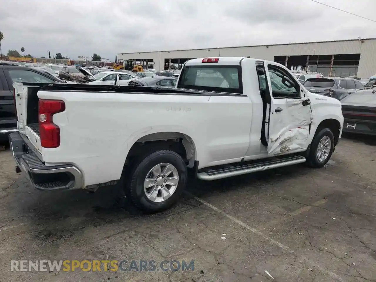 3 Photograph of a damaged car 3GCNAAED6RG286014 CHEVROLET ALL Models 2024