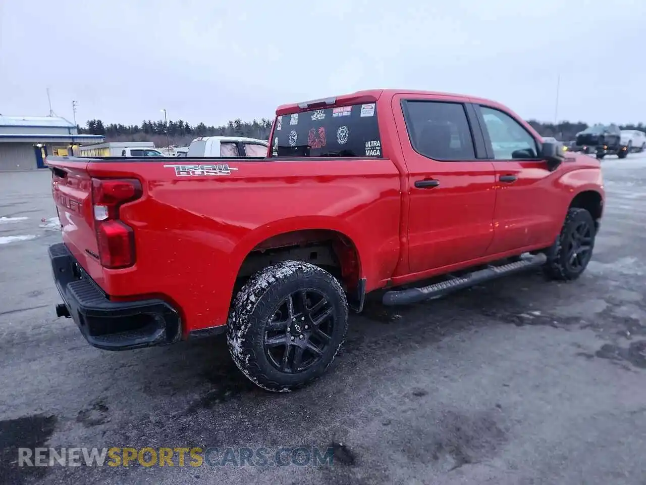 3 Фотография поврежденного автомобиля 3GCUDCE80RG175461 CHEVROLET ALL Models 2024