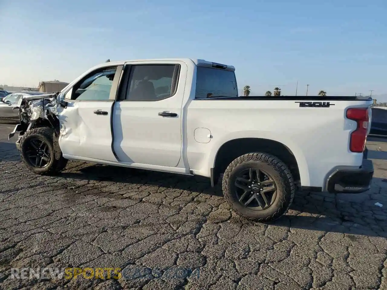 2 Photograph of a damaged car 3GCUDFE81RG340287 CHEVROLET ALL Models 2024