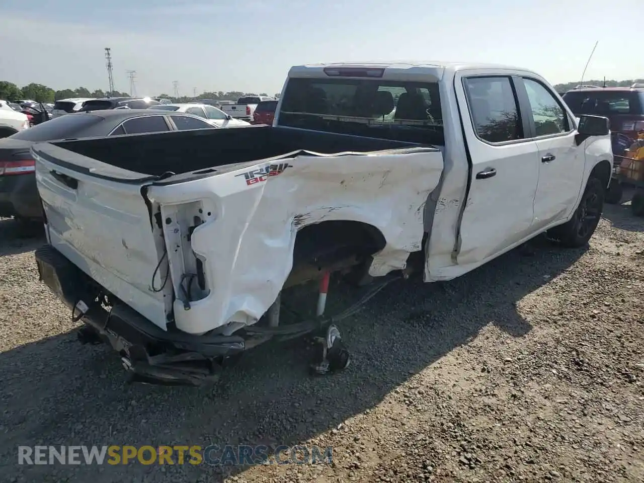 3 Photograph of a damaged car 3GCUDFED2RG252264 CHEVROLET ALL Models 2024