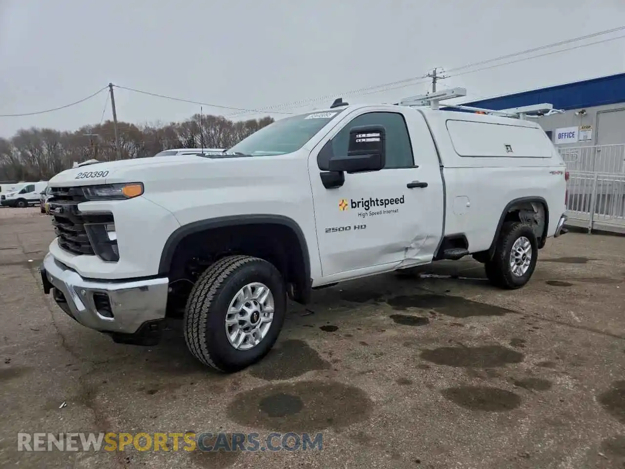 1 Фотография поврежденного автомобиля 1GC3KLE71SF274967 CHEVROLET ALL Models 2025