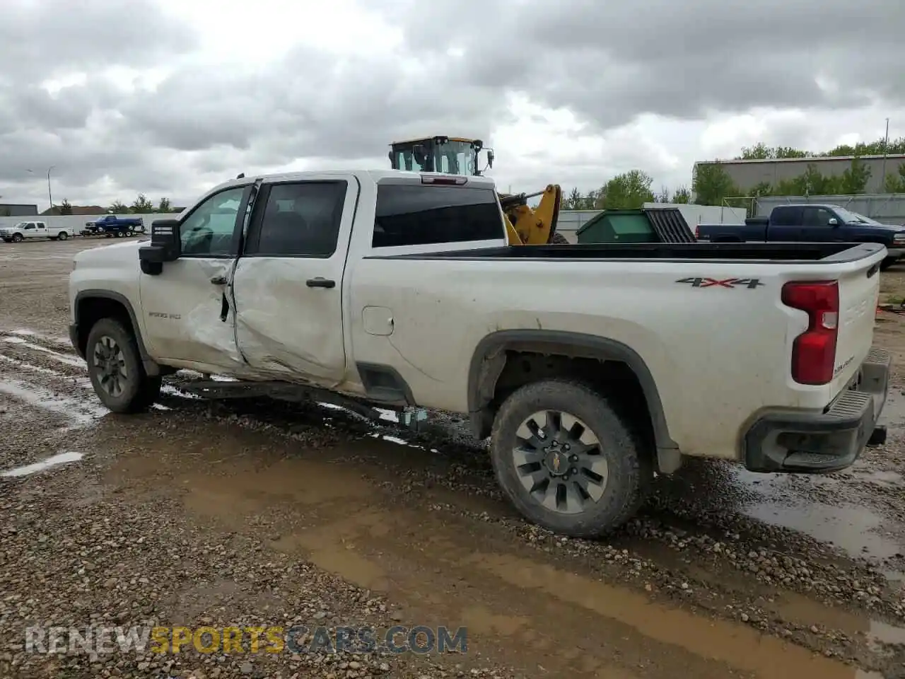 2 Photograph of a damaged car 1GC4KME79SF235389 CHEVROLET ALL Models 2025