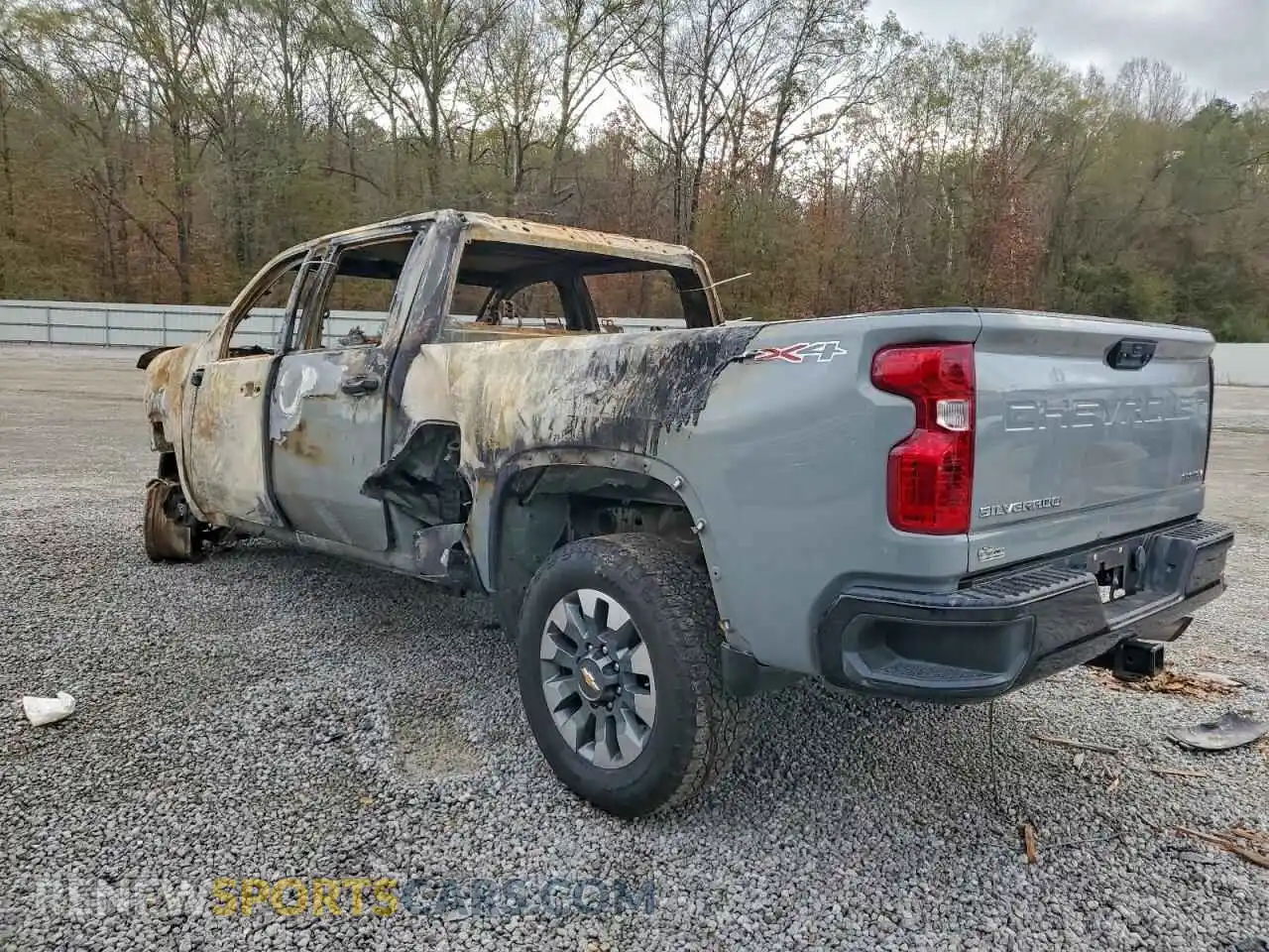 2 Photograph of a damaged car 2GC4KME73S1130161 CHEVROLET ALL Models 2025