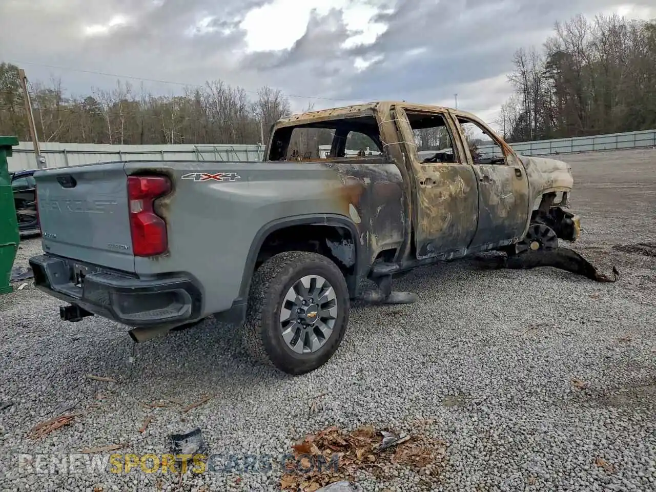 3 Photograph of a damaged car 2GC4KME73S1130161 CHEVROLET ALL Models 2025