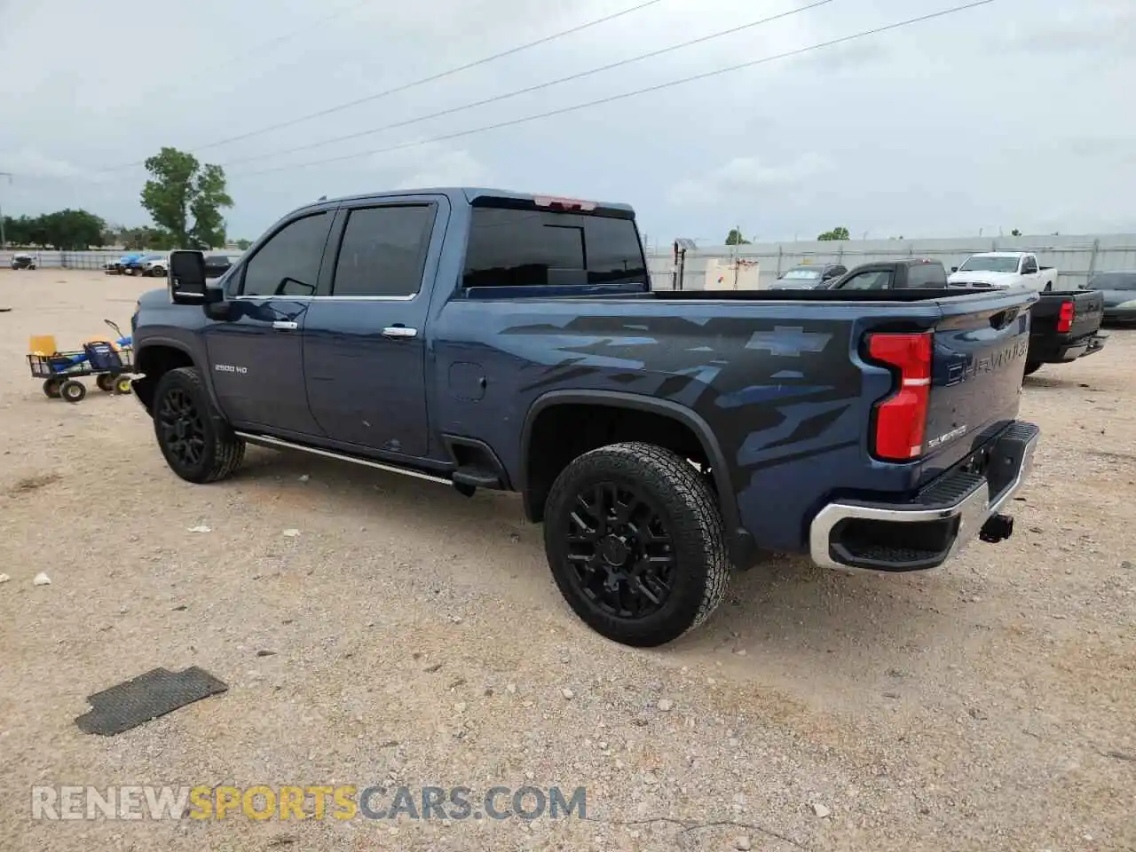 2 Фотография поврежденного автомобиля 2GC4KPE79S1177678 CHEVROLET ALL Models 2025