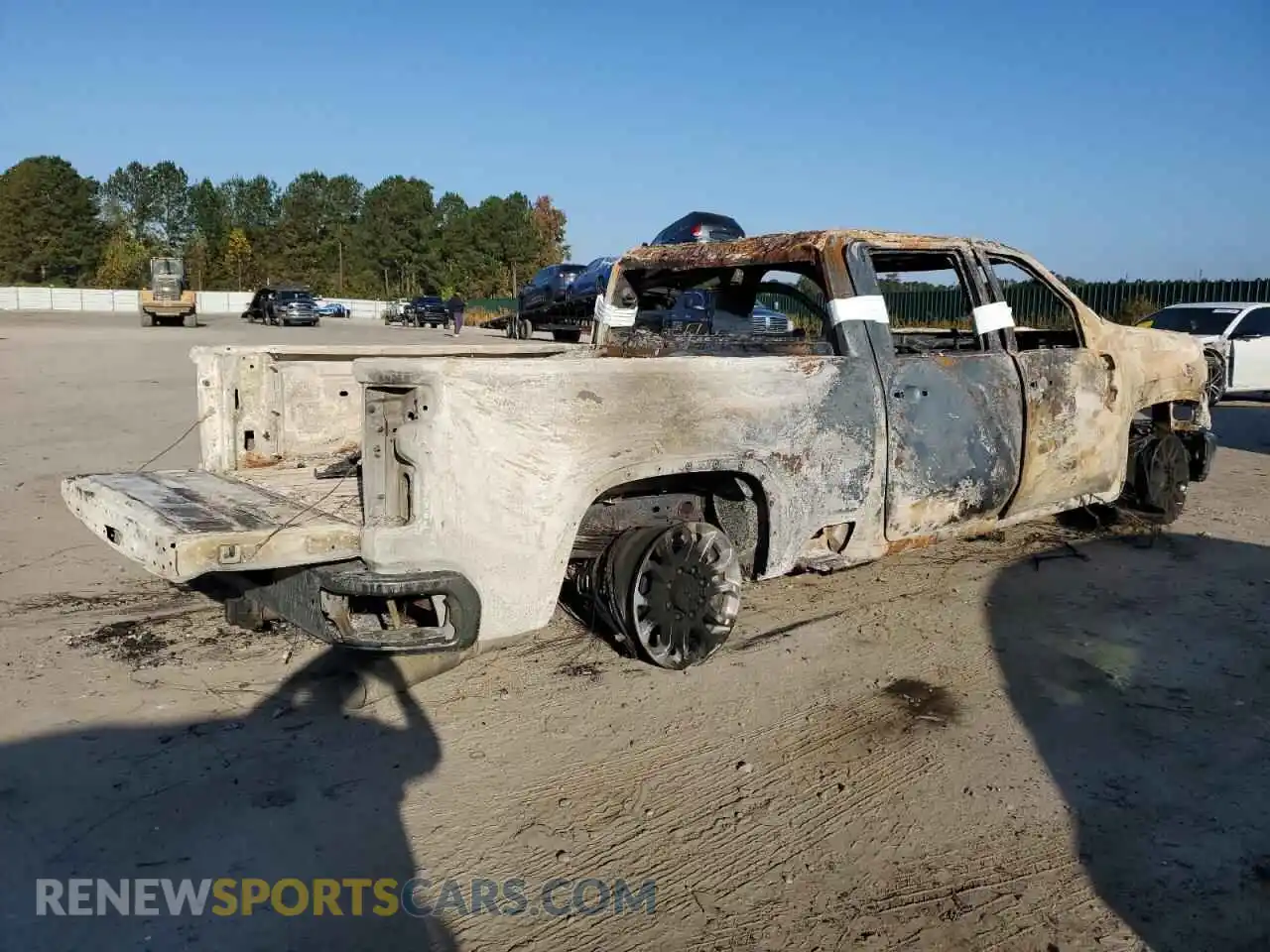 3 Photograph of a damaged car 2GC4KPEY8S1160072 CHEVROLET ALL Models 2025