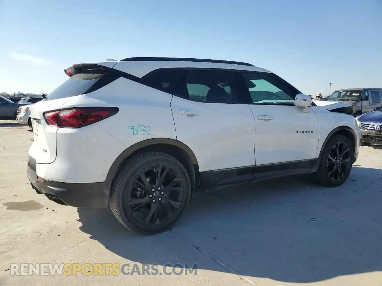 3 fotografías del automóvil dañado 3GNKBERS5KS701625 CHEVROLET BLAZER 2019