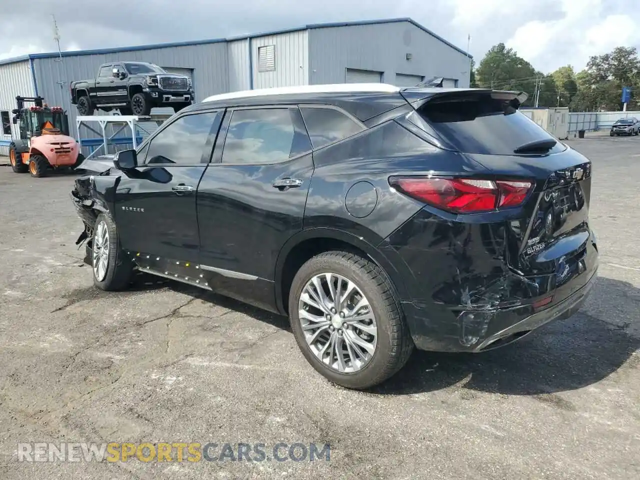 2 Photograph of a damaged car 3GNKBFRS4KS690347 CHEVROLET BLAZER 2019