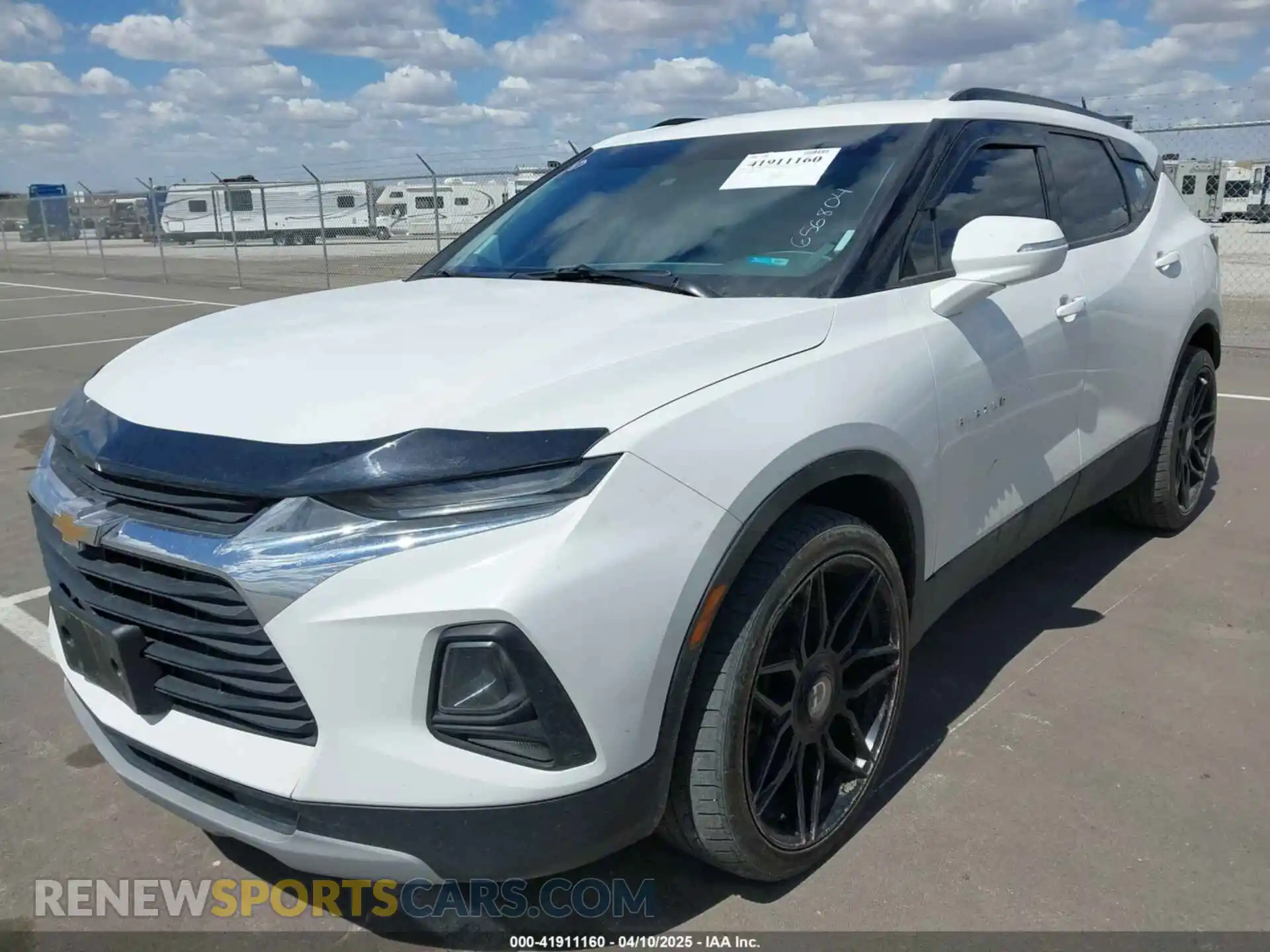 2 Photograph of a damaged car 3GNKBGRS4KS656804 CHEVROLET BLAZER 2019